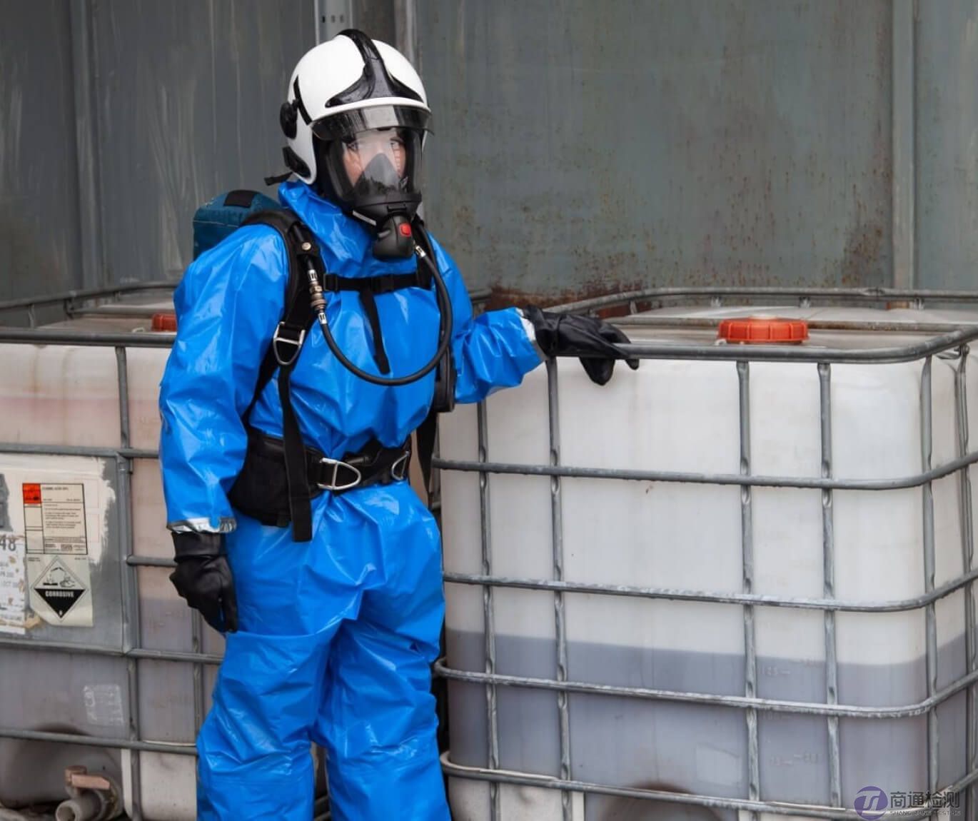 防護服EN 1073-1和EN 1073-2的主要區(qū)別 防護服EN 1073-1和EN 1073-2的主要區(qū)別